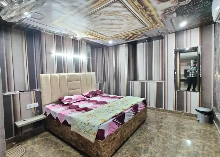 Tejas Homestay Just 2 Minutes From Golden Temple